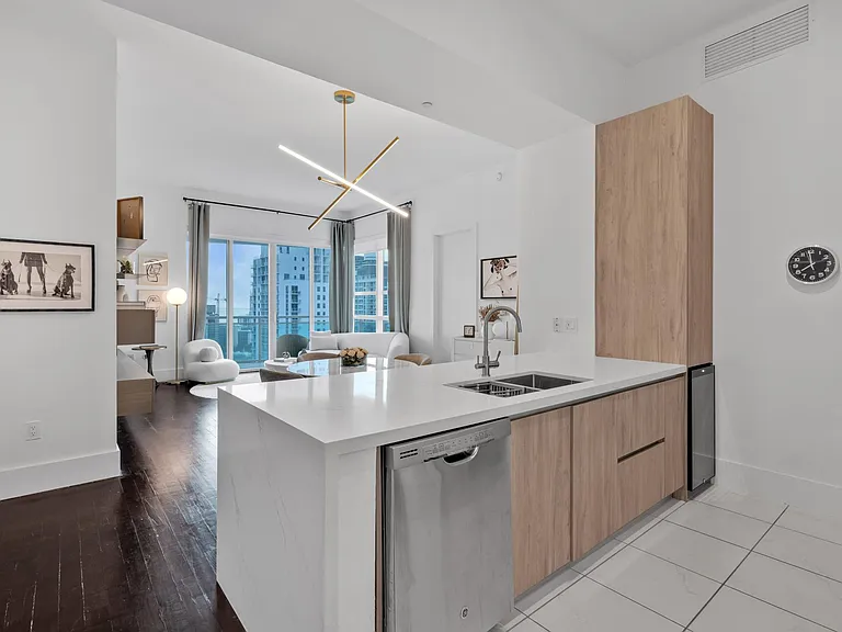 951 Brickell Ave #Penthouse 4111 — Photo 28