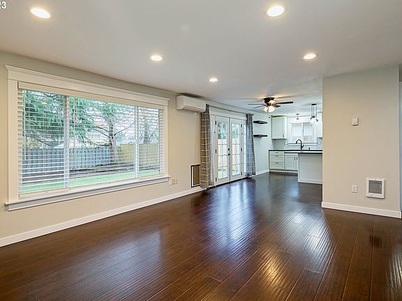 5th image of 14515 SE 15th St