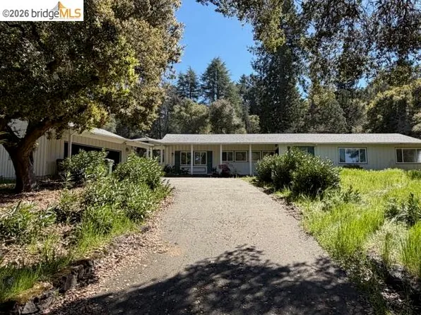 530 Miner Rd, Orinda, CA 94563