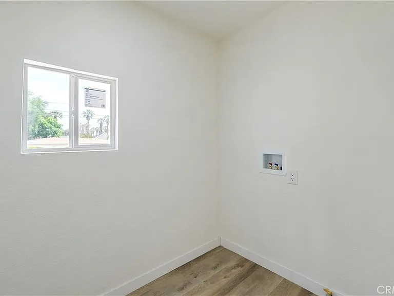 4415 12th St — Photo 25