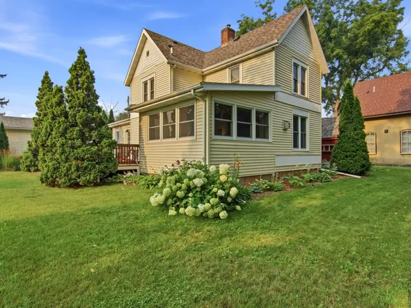 610 Washington Ave, Wabasha, MN 55981