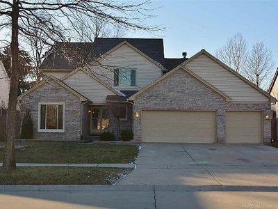 35137 Nan Marie Dr, Sterling Heights, MI, 48312