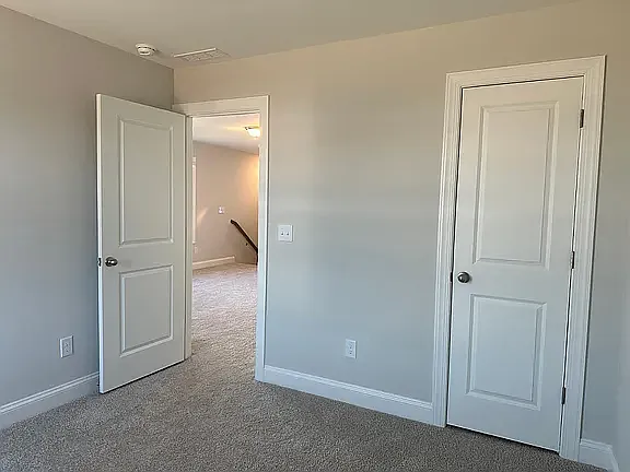 529 Eversden Dr — Photo 9