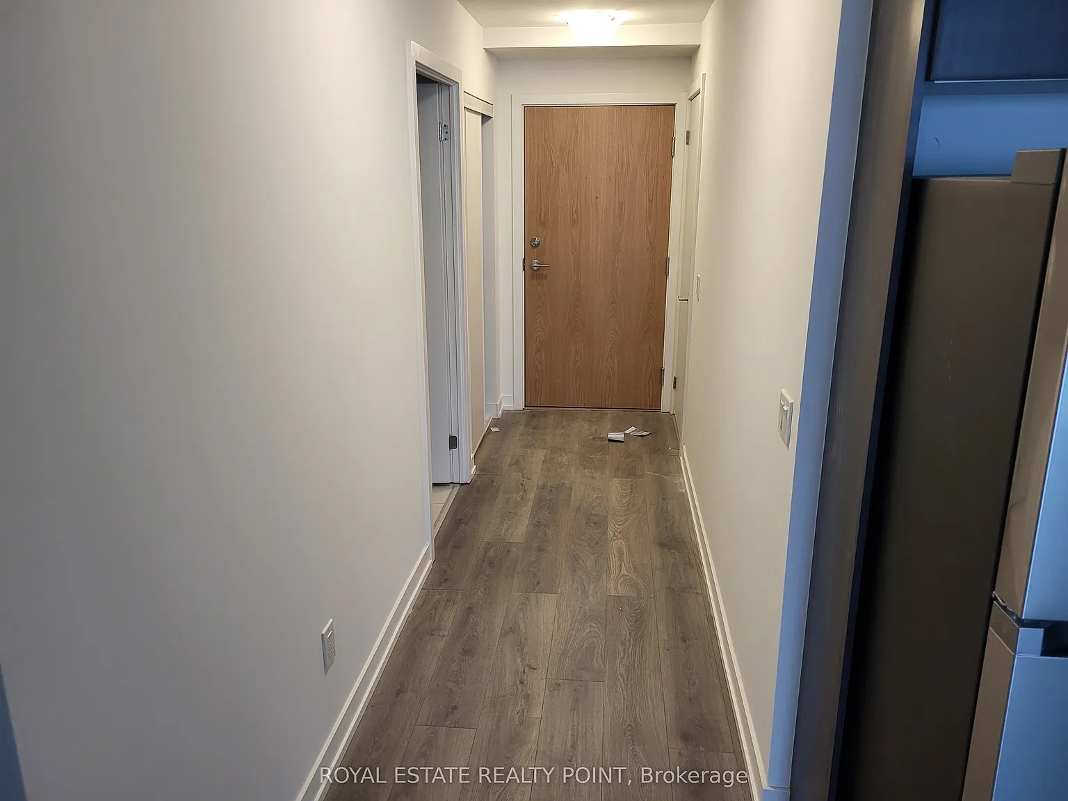 Universal City Condos — Photo 3