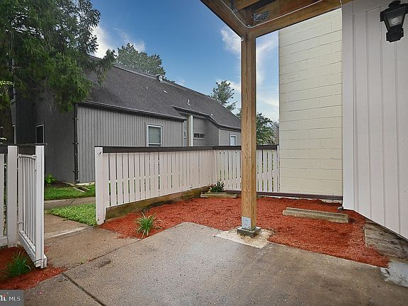3rd image of 3804 El Camino Pl Unit 5