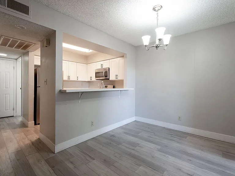 1501 Living Desert Dr #D — Photo 6