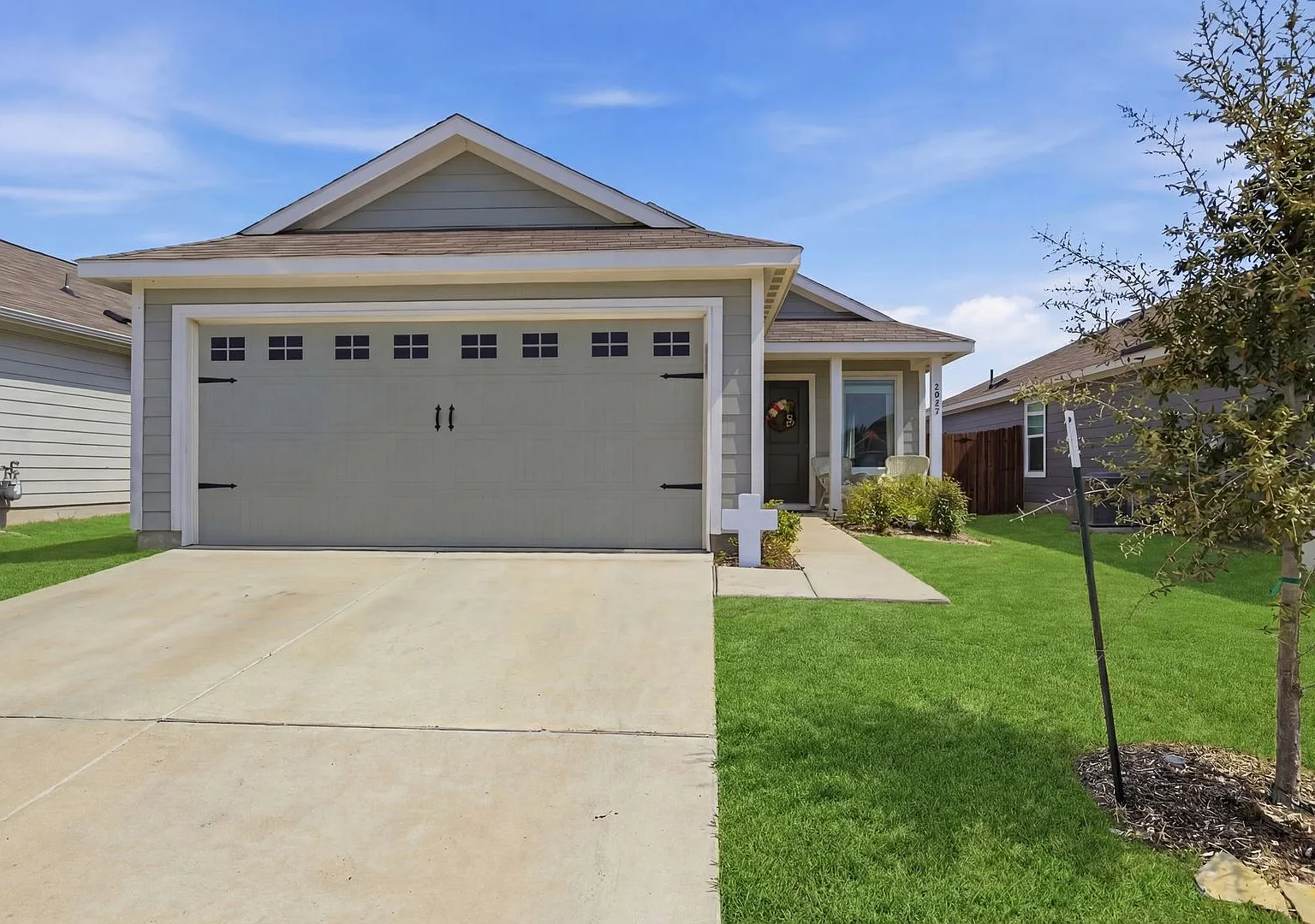 Exquisite Home in Resort-Style Community — Photo 1