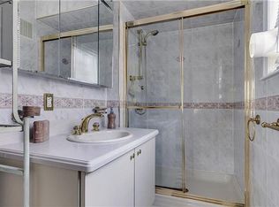445 Brighton St, Staten Island, NY 10307
