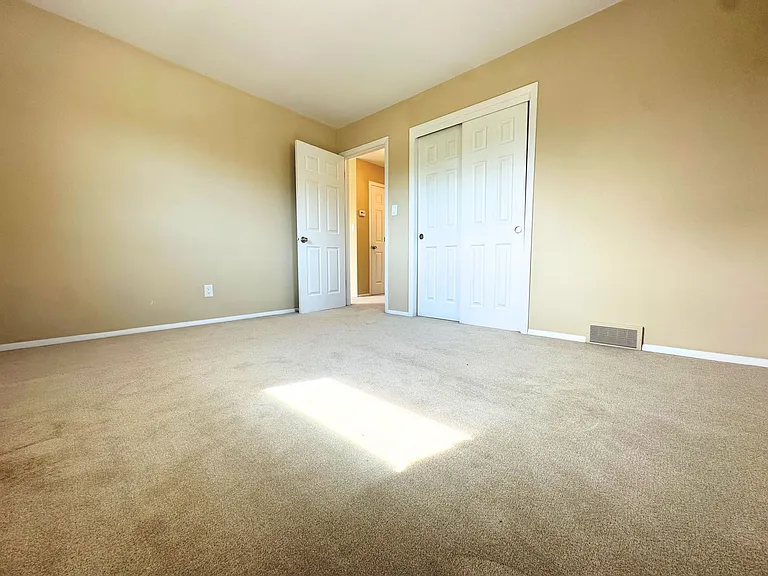 1407 Parkway Dr #1409 — Photo 6