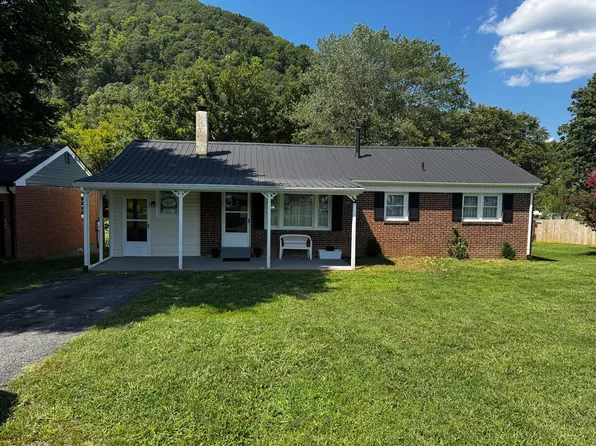 1122 Anderson St, Glasgow, VA 24555