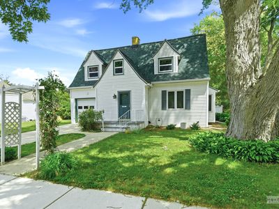105 E Main St, Yorkville, IL, 60560