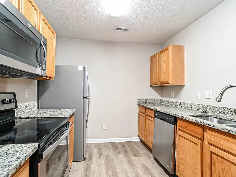 5105 Oak Pasture Ln — Photo 9