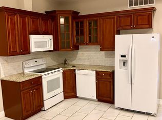 908 Cherry St #205, Philadelphia, PA 19107