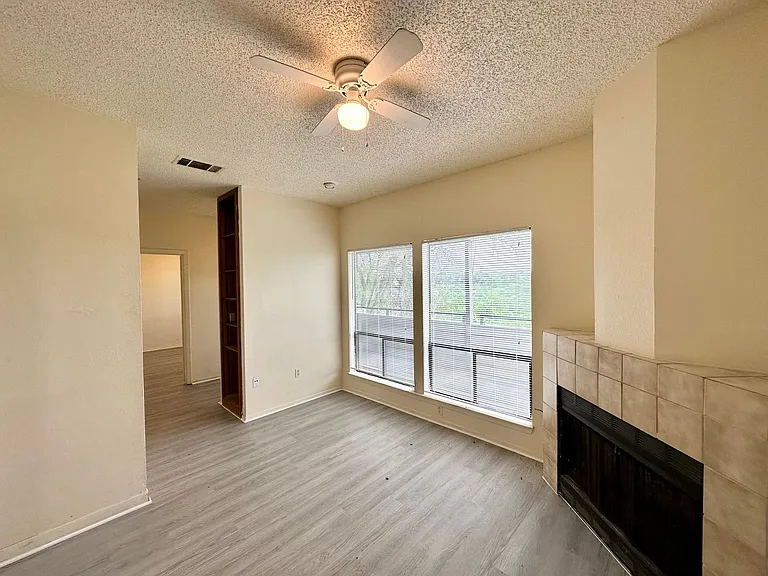 2612 San Pedro St #104-105 — Photo 5