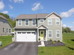 509 Chenango Hill Dr, Hamilton, NY 13346