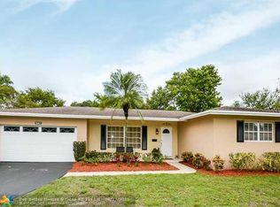 5661 SW 6th St, Plantation, FL 33317