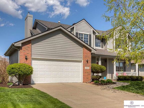 3rd image of 2518 Pinehurst Cir