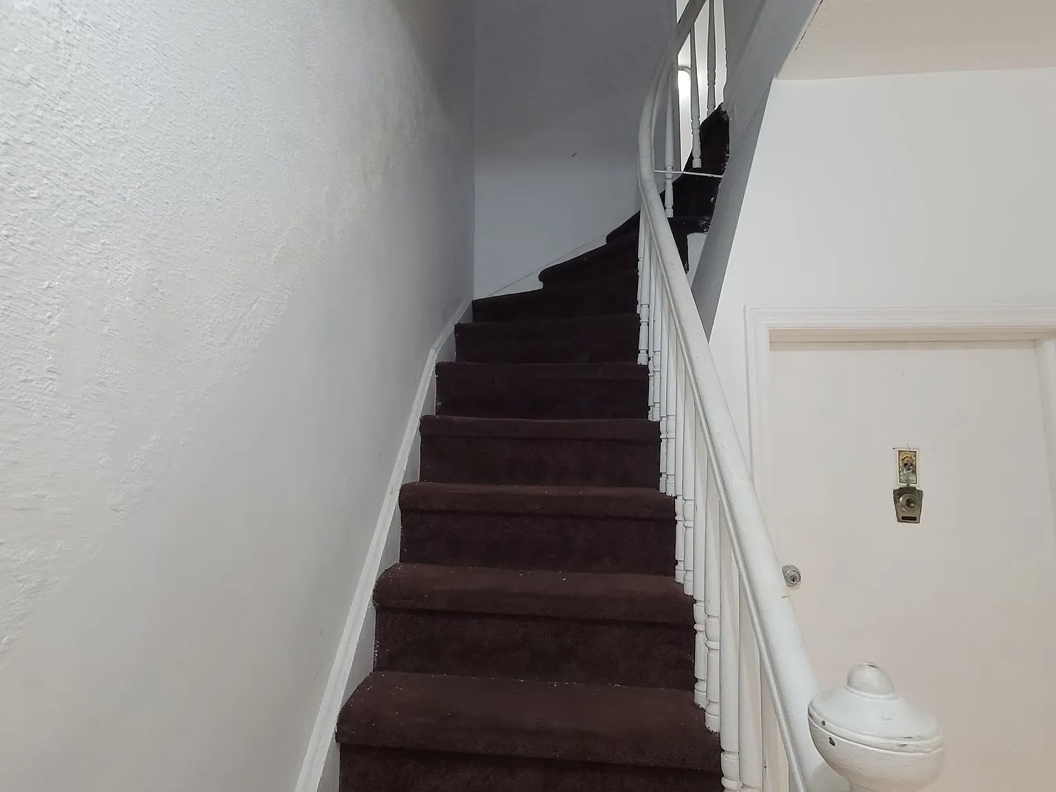 2 bed, 900 sqft, $2,300 — Photo 1