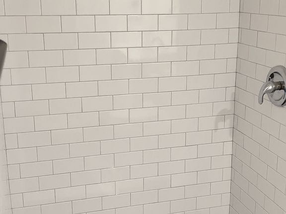 5th image of 2617 Royalty Dr