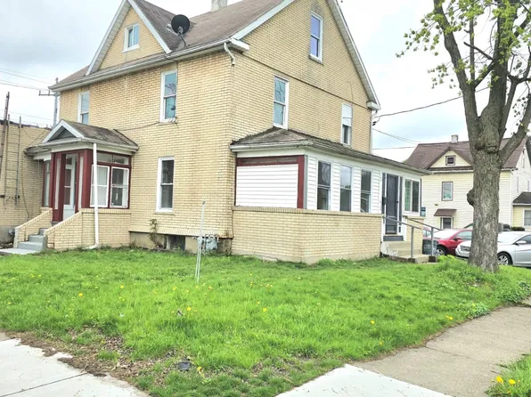 1908 Monroe St, Endicott, NY 13760