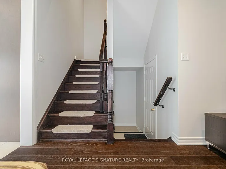 5520 Meadowcrest Ave — Photo 18