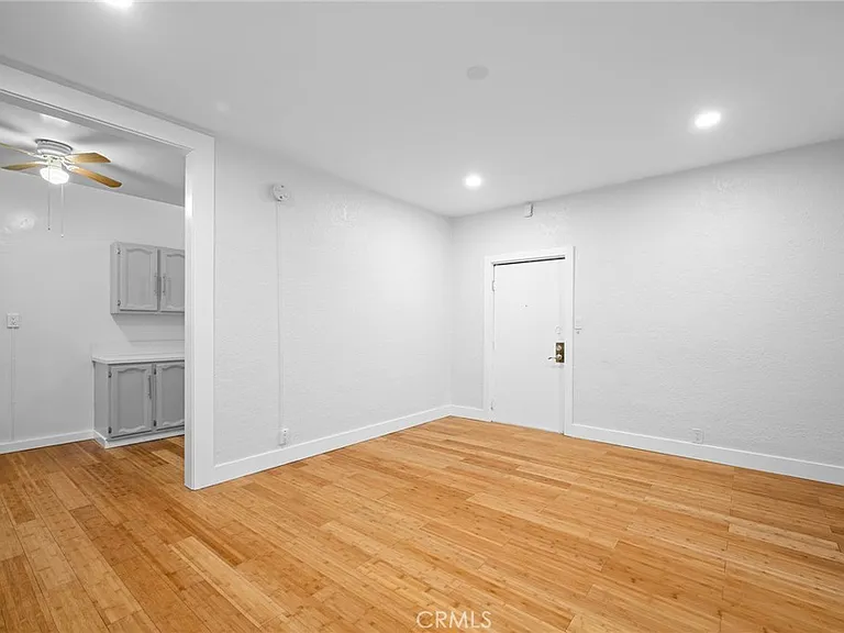 131 S Jackson St #103 — Photo 7