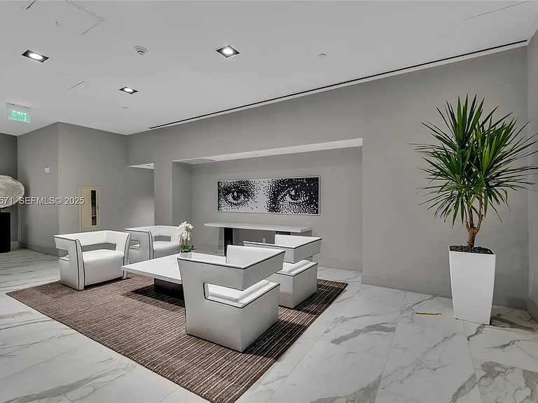 3535 S Ocean Dr #2102 — Photo 63