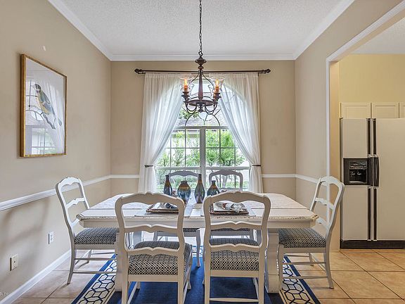 5th image of 1708 Sandpiper Ct