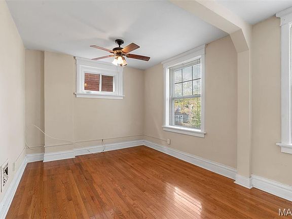 3rd image of 4250 Wyoming St