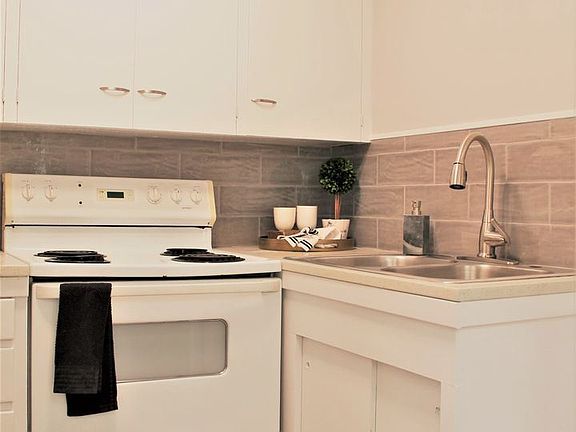 4th image of 6410 SE 103rd Ave #6