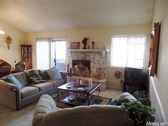 2nd image of 7417 Auburn Oaks Ct APT J