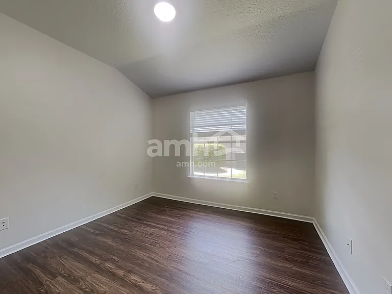 1582 Sailmaker Ln — Photo 12