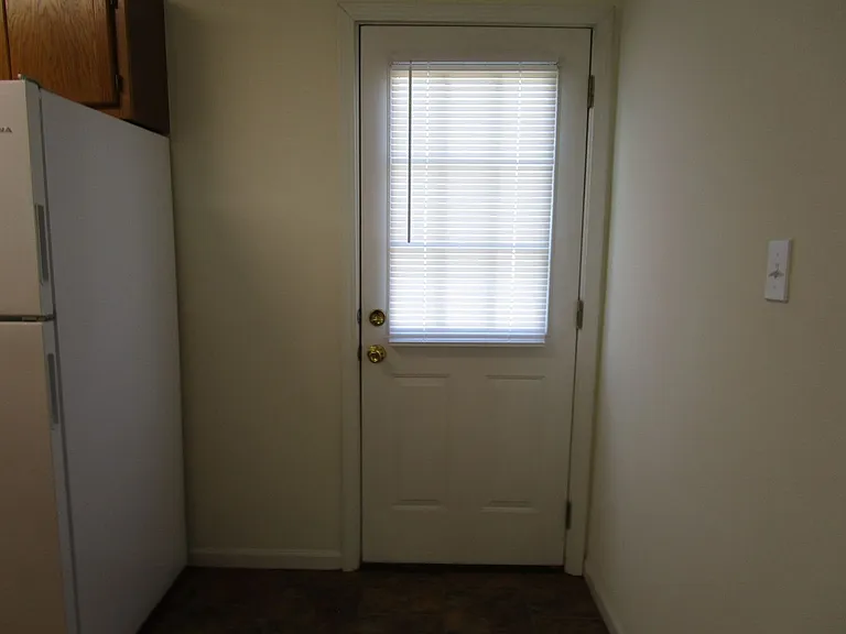 5001-5003 Betty Jean Way — Photo 8