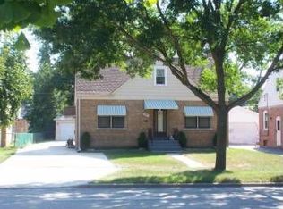 507 N Main St, Mount Prospect, IL 60056