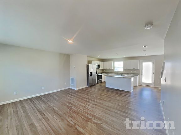 3rd image of 1079 Cone Blvd