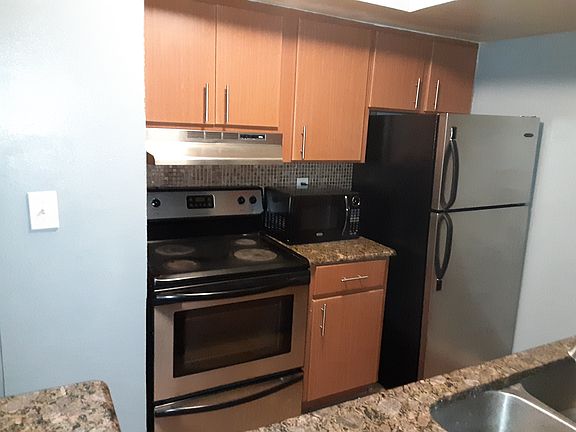 3rd image of 445 Fountainhead Cir Unit 264
