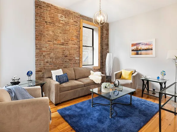 626 E 9th St APT 1R, New York, NY 10009