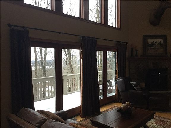 4th image of 8243 Canterbury Dr