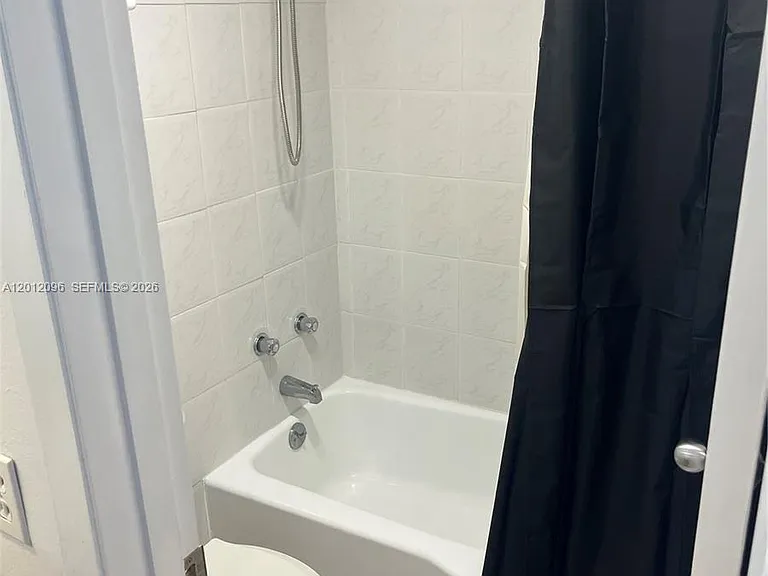 440 Paradise Isle Blvd #406 — Photo 25