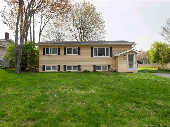 310 Beverly Cres, Riverview, NB E1B 3B6