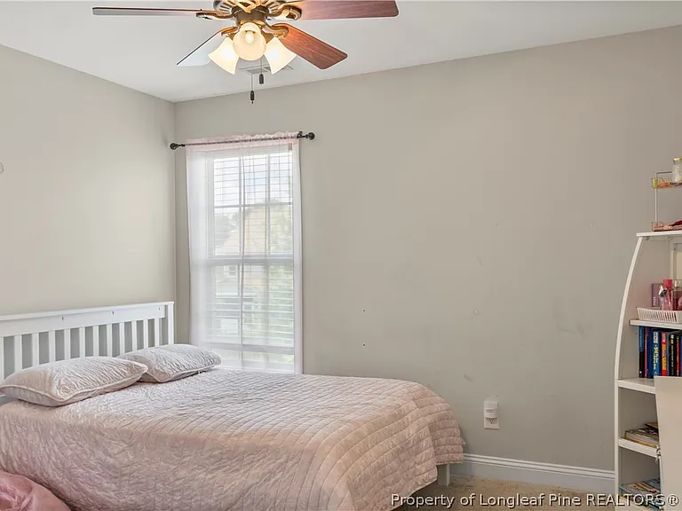 221 Fountain Grove Dr — Photo 20
