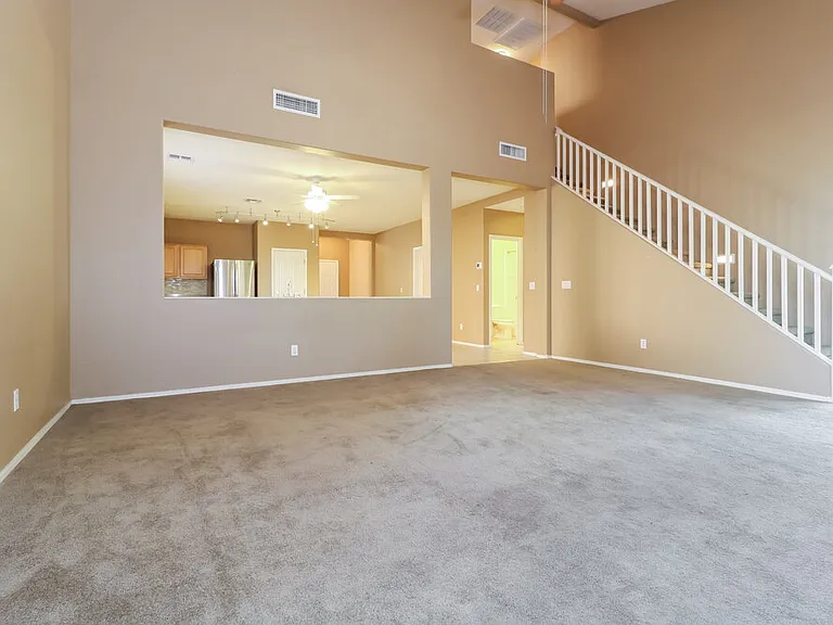 3116 S 82nd Ln — Photo 5