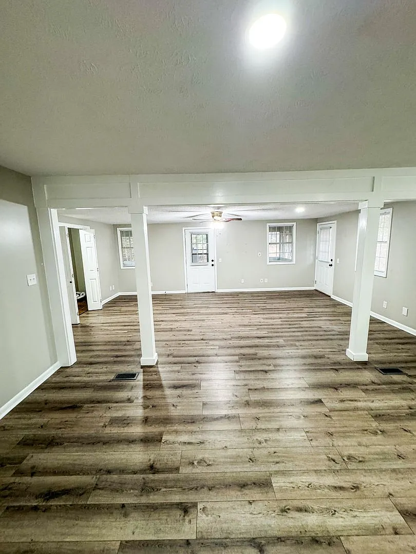 $900 off first months rent! — Photo 3