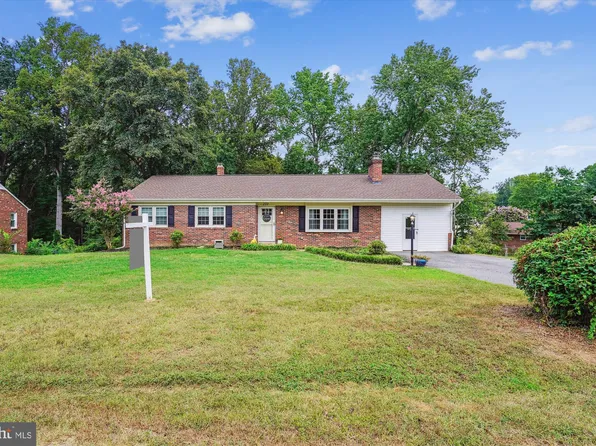 210 Ridgemore St, Fredericksburg, VA 22405