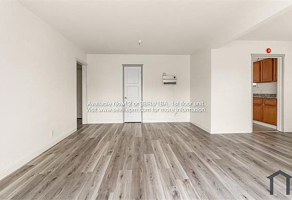 5th image of 8436 Dowling St