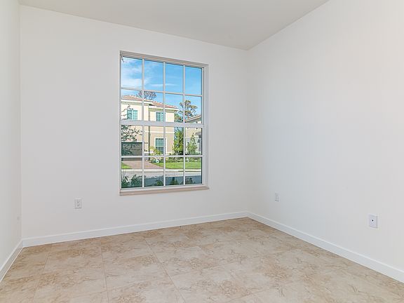 5th image of 6263 SE Portofino Cir #1301