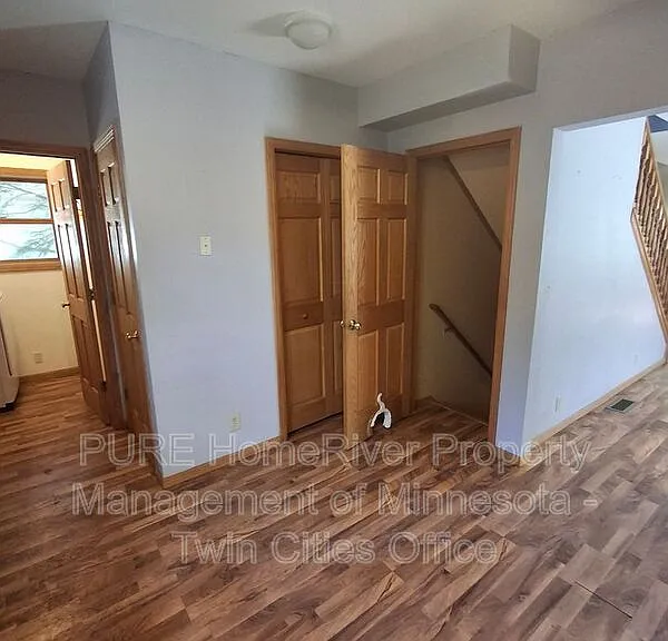 3321 37th St E — Photo 4