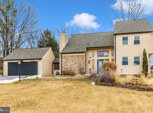 2765 Loch Haven Dr, Ijamsville, MD 21754