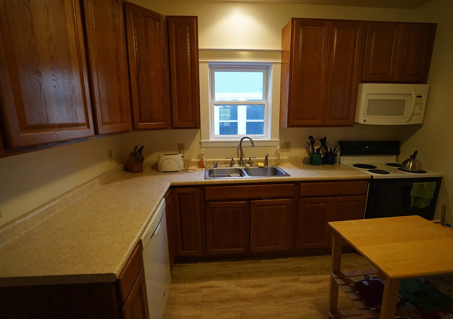 114O — Photo 4