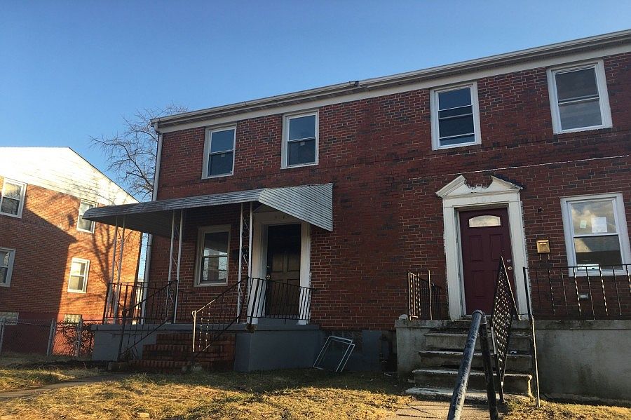 2nd image of 2103 Louise Ave